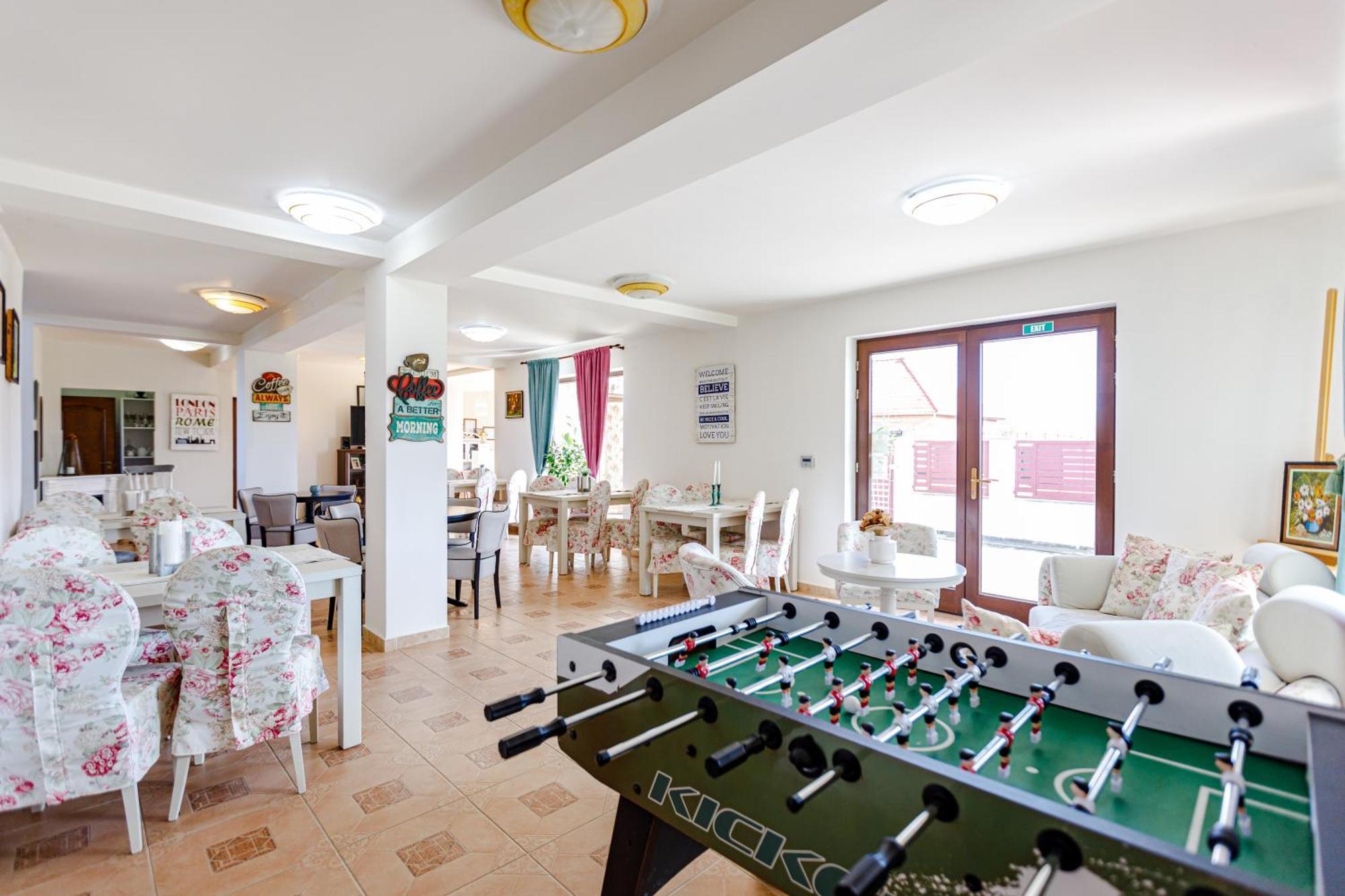 Gasthaus Sacalaz Hotel Timisoara Ngoại thất bức ảnh